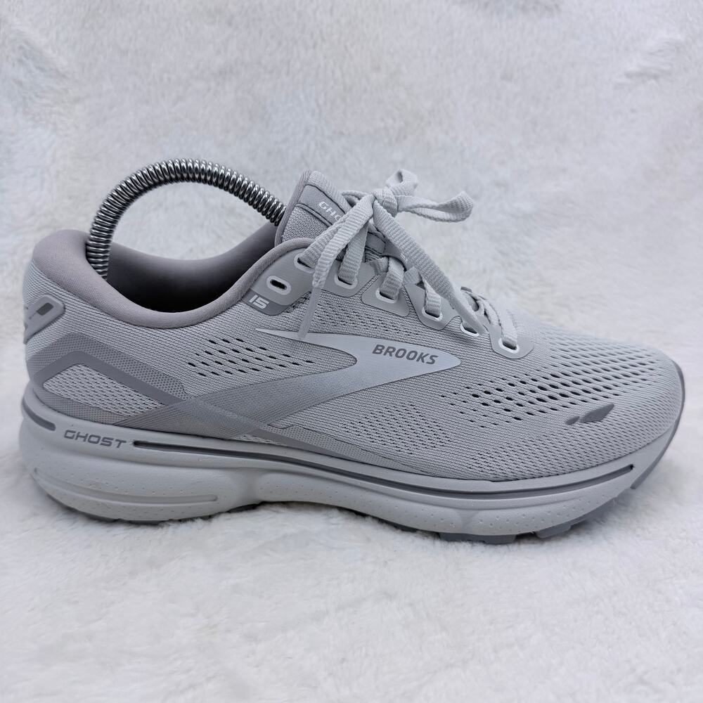 Brooks Ghost 15 Womens Running Shoes Gray Oyster White Size 8.5 Cushioned Shoe